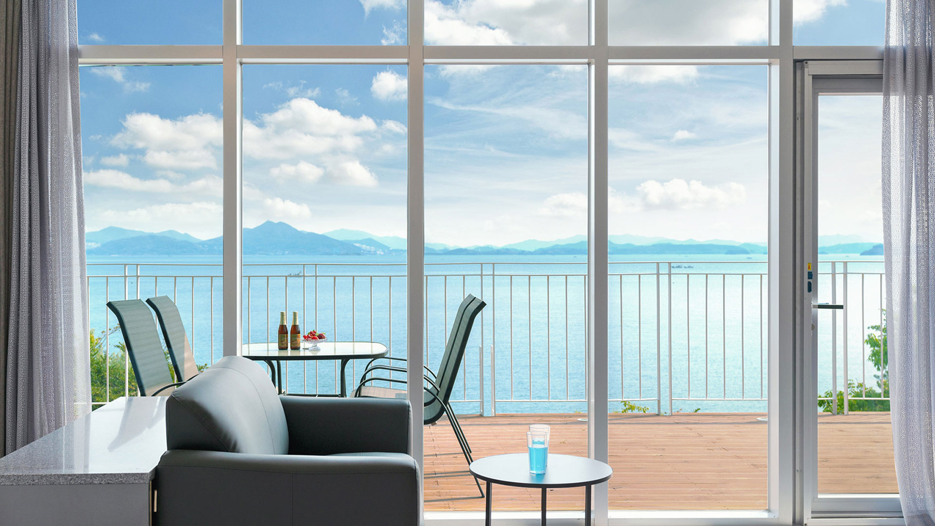 102 Ocean