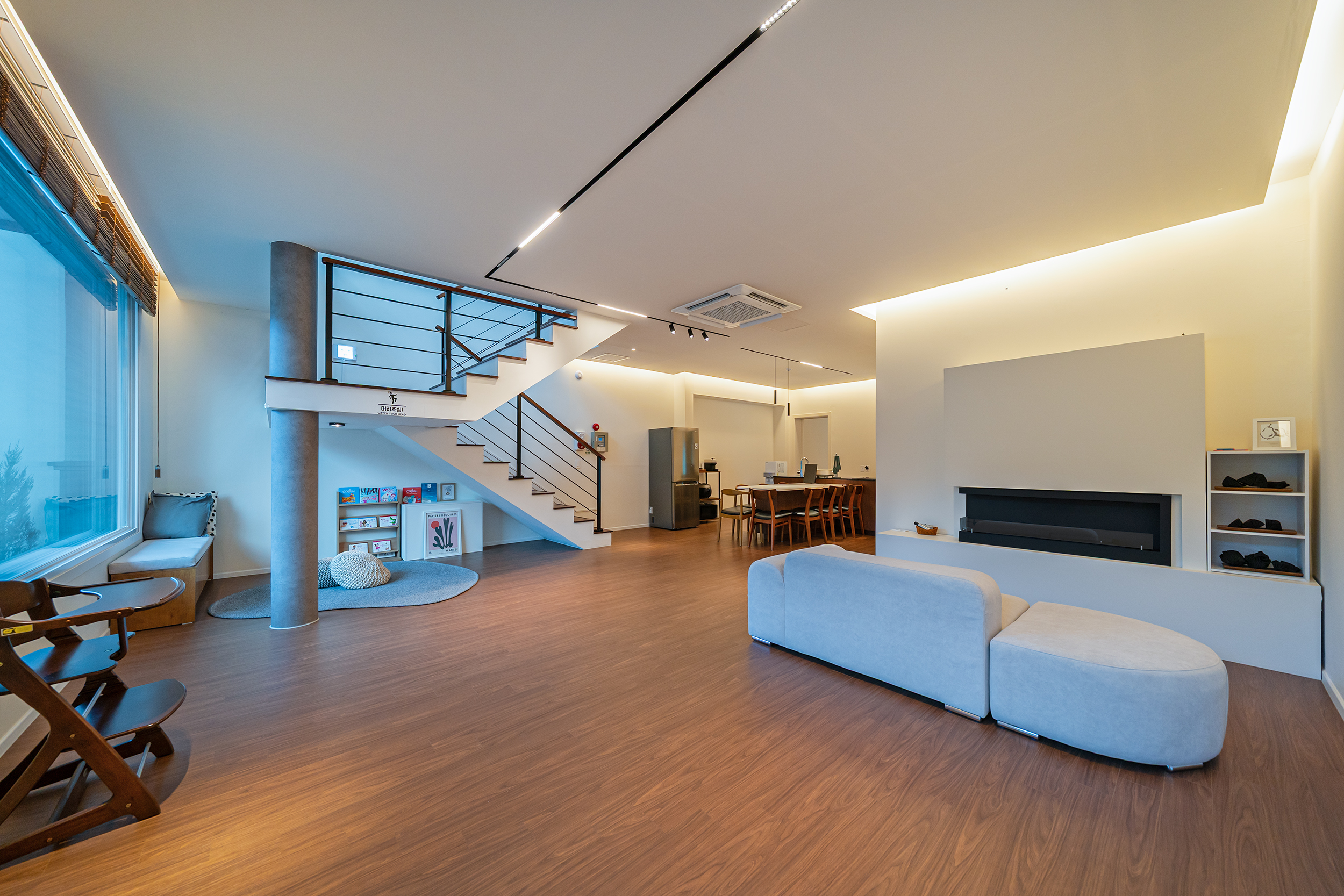 Villa R